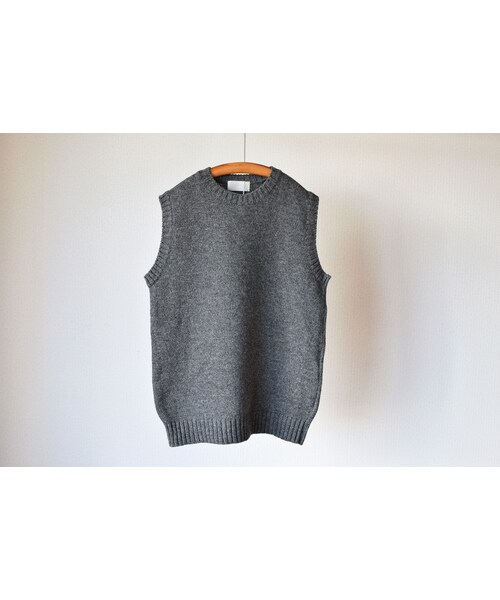 STORES.jp（ストアーズドットジェーピー）の「Soglia  LANDNOAH  WOOL VEST GRY ラドナークルーネックベスト グレー（ニット/セーター・メンズ・その他）」の6枚目の写真