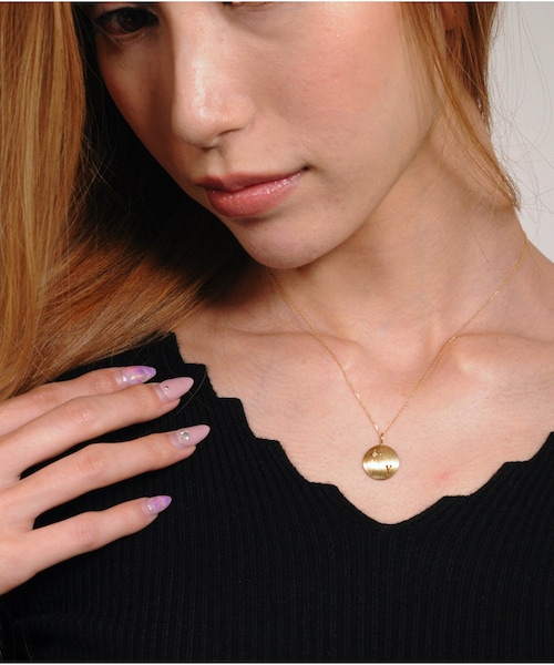 pinacoteca(ピナコテーカ)の「ピナコテーカ 672 フルムーン 満月 イニシャル チャーム(チャーム・レディース・ゴールド・Free)」の10枚目の写真