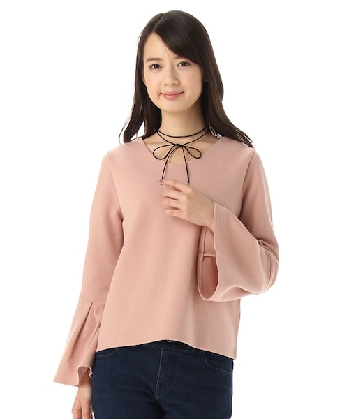 Honeys（ハニーズ）の「フレア袖プルオーバー（カットソー・Tシャツ・レディース・アイボリー/クロ/ピンク/杢グレー/アイボリー×クロ/ベージュ×クロ・Ｍ/Ｌ）」の6枚目の写真