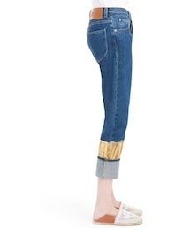LOEWE（ロエベ）の「LOEWE Gold Cuff Fisherman Jeans（デニムパンツ
