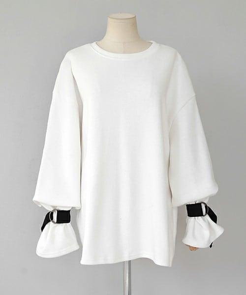 DHOLIC（ディーホリック）の「バックスリットストラップスリーブTシャツ（Tシャツ/カットソー・レディース・ブルーグレー/アイボリー/ブラック・FREE）」の2枚目の写真