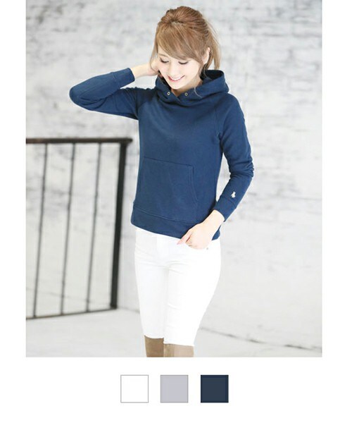 Rocotta by MOERY（ロコッタ）の「Rocotta(ロコッタ) シンプルパーカー（パーカー・レディース・ホワイト/グレー/ネイビー・FREE）」の2枚目の写真