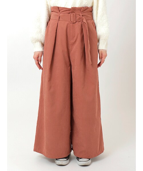 w closet（ダブルクローゼット）の「ベルト付きタック入りワイドパンツ（パンツ・レディース・ピンクブラウン/カーキ/ブラック・FREE）」の4枚目の写真