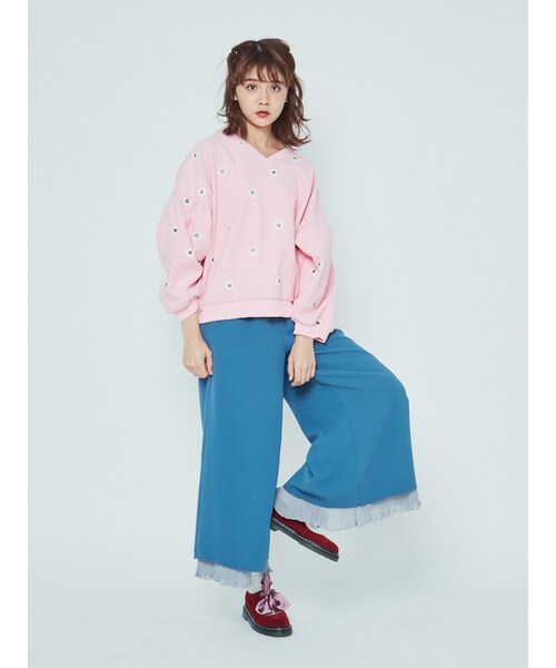 merry jenny(メリージェニー)の「おはな刺繍プルオーバー(トップス・レディース・ピンク/ネイビー・F)」の4枚目の写真