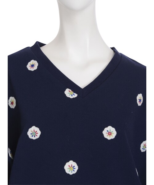 merry jenny(メリージェニー)の「おはな刺繍プルオーバー(トップス・レディース・ピンク/ネイビー・F)」の8枚目の写真