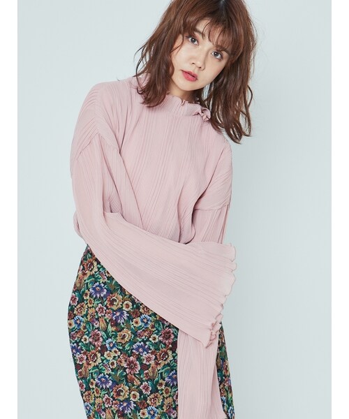 merry jenny(メリージェニー)の「プリーツフリルブラウス(トップス・レディース・ブラック/ピンク/グリーン・F)」の4枚目の写真