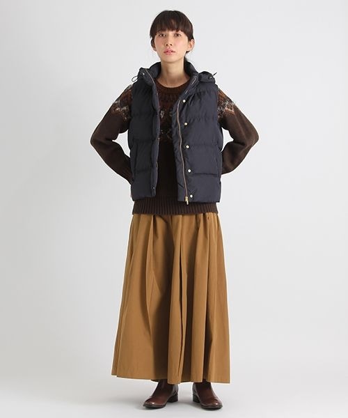 studio CLIP（スタディオクリップ）の「コットンナイロングログランロングスカート（スカート・キャメル/ネイビー）」の3枚目の写真