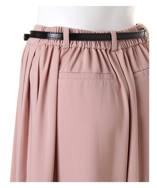 INGNI（イング）の「ベルト付ラチネサイドプリーツ／ガウチョ（パンツ・レディース・ﾃﾗｺｯﾀ/ｸﾛ/ﾋﾟﾝｸ/ﾎﾞﾙﾄﾞｰ/ｷｬﾒﾙ・M）」の6枚目の写真