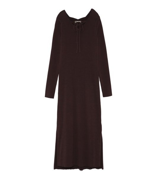 SNIDEL（スナイデル）の「レースアップニットロングワンピース（ニットワンピース・レディース・IVR/BRW/NVY・F）」の2枚目の写真