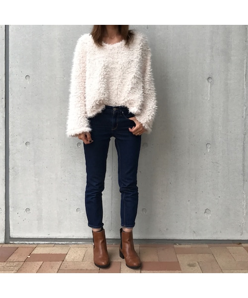 copine（コピン）の「★再入荷★新色追加！大人可愛いふわふわフェイクファーVネックプルオーバー（7color）（ニット/セーター・レディース・その他）」の7枚目の写真