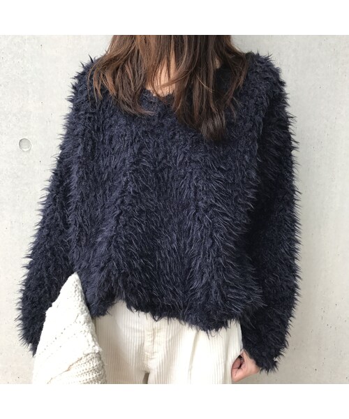 copine（コピン）の「★再入荷★新色追加！大人可愛いふわふわフェイクファーVネックプルオーバー（7color）（ニット/セーター・レディース・その他）」の6枚目の写真