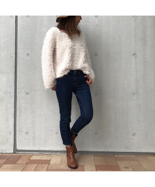 copine（コピン）の「★再入荷★新色追加！大人可愛いふわふわフェイクファーVネックプルオーバー（7color）（ニット/セーター・レディース・その他）」の8枚目の写真