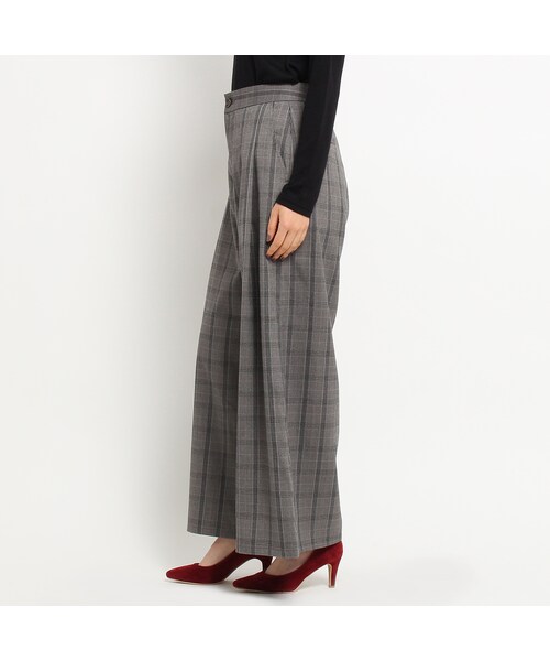 OZOC(オゾック)の「起毛ワイドタックパンツ(パンツ・レディース・グレー/ブラック/ベージュ系・その他)」の6枚目の写真