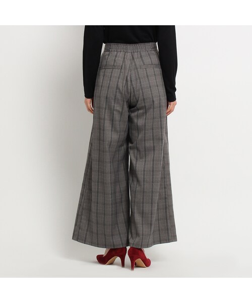 OZOC(オゾック)の「起毛ワイドタックパンツ(パンツ・レディース・グレー/ブラック/ベージュ系・その他)」の7枚目の写真