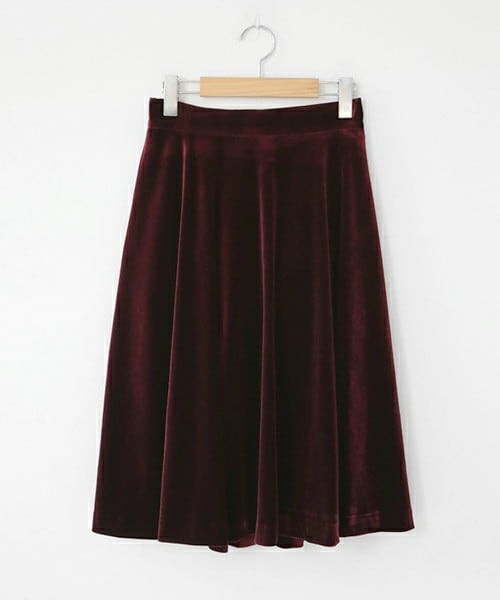 DHOLIC（ディーホリック）の「べロアバックゴムフレアミディスカート（スカート・レディース・グリーン/ブラック/ネイビー/ワイン・FREE）」の4枚目の写真