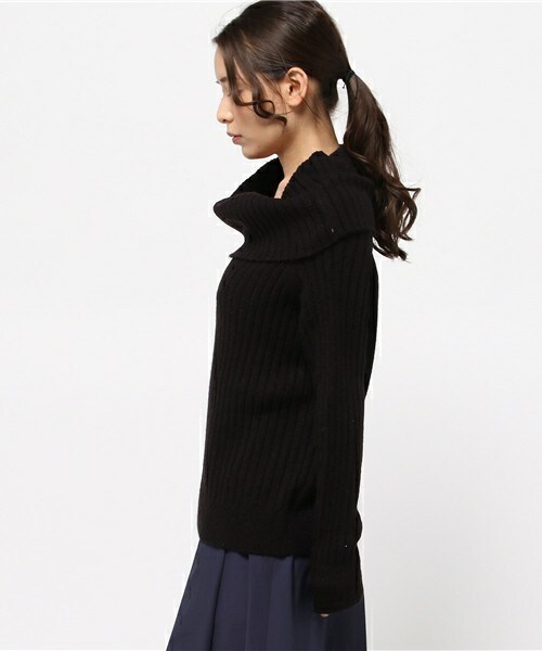 archives（アルシーヴ）の「ブークレオフタートルプルオーバー（ニット/セーター・レディース・ブラック/グレー/ピンク・MEDIUM）」の5枚目の写真