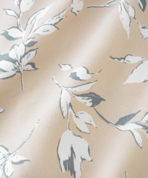 MAJESTIC LEGON(マジェスティックレゴン)の「中花柄スカパン(パンツ・レディース・アイボリー柄/ピンク柄/ネイビー柄・S/M)」の11枚目の写真