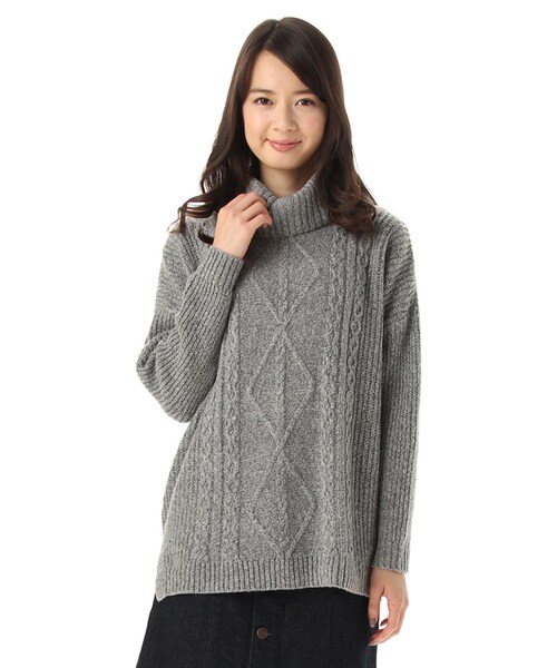 Honeys（ハニーズ）の「ケーブル編プルオーバー（ニット・セーター・レディース・アイボリー/クロＭｉｘ/アカ/グレーＭｉｘ/ベージュＭｉｘ・Ｍ/Ｌ）」の3枚目の写真