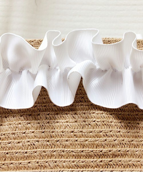 archives(アルシーヴ)の「【予約】バケツ型フリルショルダーバッグ(ショルダーバッグ・レディース・ホワイト/ブラック/ネイビー・MEDIUM)」の4枚目の写真