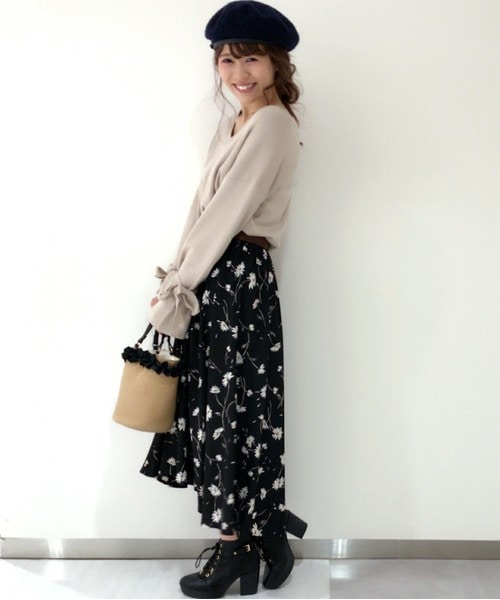 archives(アルシーヴ)の「【予約】バケツ型フリルショルダーバッグ(ショルダーバッグ・レディース・ホワイト/ブラック/ネイビー・MEDIUM)」の17枚目の写真