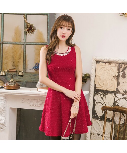 Yoco ヨーコー の 綴珠領口亮片傘襬洋裝 ワンピース ドレス Wear