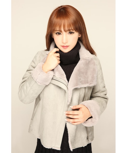 Rocotta by MOERY(ロコッタ)の「Rocotta(ロコッタ) フェイクムートンジャケット(ムートンコート・レディース・グレー/キャメル/ベージュ・FREE)」の6枚目の写真