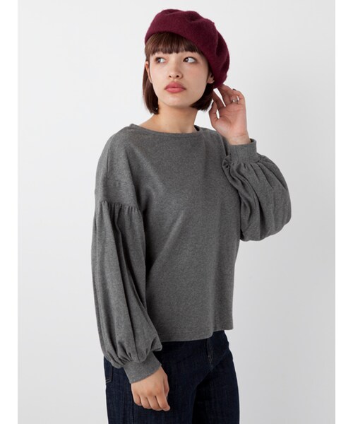 w closet(ダブルクローゼット)の「ボートネックボリューム袖プルオーバー(トップス・レディース・オフホワイト/グレー/エンジ/ブラック・FREE)」の5枚目の写真