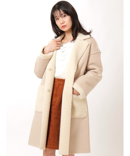 w closet（ダブルクローゼット）の「ウール×ボアリバーシブルコート（ジャケット/アウター・レディース・ベージュ/グレー/ブラック・FREE）」の4枚目の写真