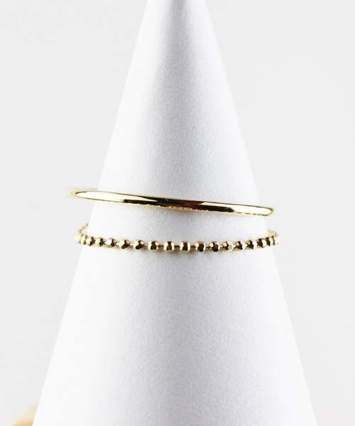 pinacoteca（ピナコテーカ）の「ピナコテーカ 697 エレガント ライン ボールチェーン コンビ リング ピンキーリング（リング・レディース・ゴールド・マイナス5号〜13号）」の2枚目の写真