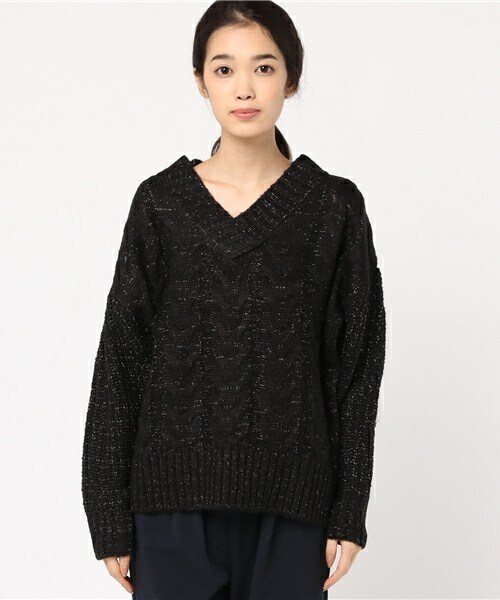 archives（アルシーヴ）の「ラメ入りケーブル編みVネックニットプルオーバー（ニット/セーター・レディース・ブラック/グレー/ラベンダー・MEDIUM）」の4枚目の写真