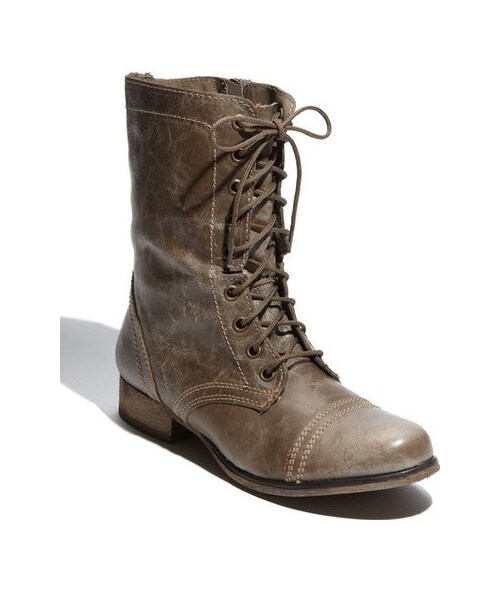 STEVE MADDEN(スティーブマデン)の「Steve Madden 'Troopa' Boot(ブーツ・レディース・Black/Brown・Regular 10 M/Regular 11 M/Regular 5 M/Regular 5.5 M/Regular 6 M/Regular 6.5 M/Regular 7 M/Regular 7.5 M/Regular 8 M/Regular 8.5 M/Regular 9 M/Regular 9.5 M)」の2枚目の写真