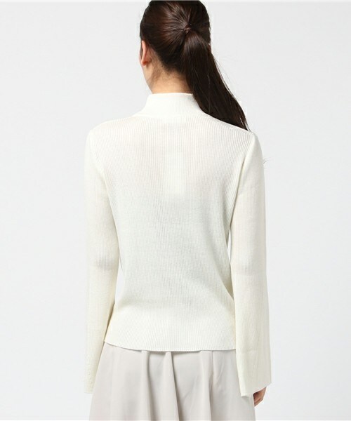 actuel（アクチュエル）の「ボトルネックフレアスリーブニット（ニット/セーター・レディース・オフホワイト/ブラック/グレー/サックスブルー・FREE）」の7枚目の写真