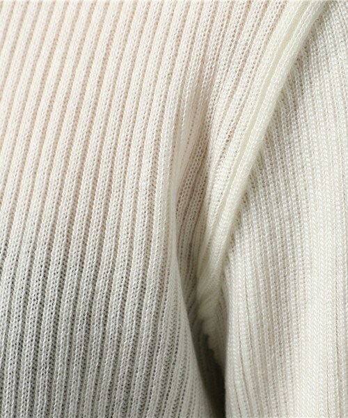 actuel（アクチュエル）の「ボトルネックフレアスリーブニット（ニット/セーター・レディース・オフホワイト/ブラック/グレー/サックスブルー・FREE）」の11枚目の写真
