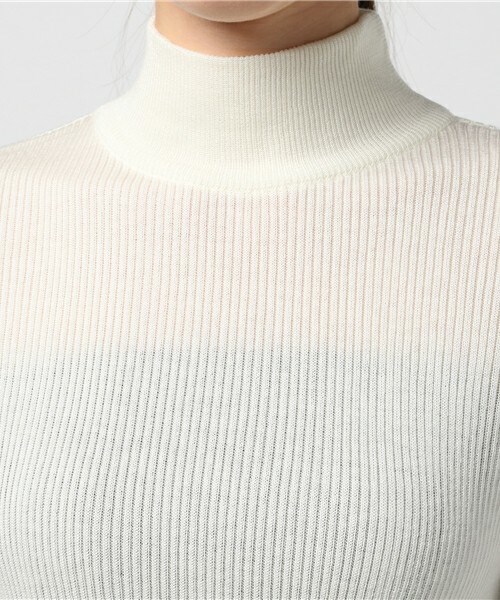 actuel（アクチュエル）の「ボトルネックフレアスリーブニット（ニット/セーター・レディース・オフホワイト/ブラック/グレー/サックスブルー・FREE）」の8枚目の写真