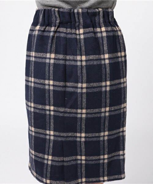 archives（アルシーヴ）の「ミディ丈チェック柄タイトスカート（スカート・レディース・オフホワイト/ネイビー・MEDIUM）」の7枚目の写真