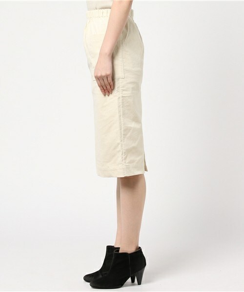 archives（アルシーヴ）の「コーデュロイミモレ丈スカート（スカート・レディース・アイボリー/ブラウン/ベージュ/サックスブルー・MEDIUM）」の6枚目の写真