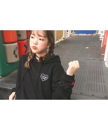 OLDMICKEY | ハート刺繍カンガルーポケットパーカー(P000BIYE)(Tシャツ/カットソー)