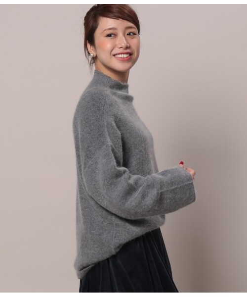 LE JUN（ルジュン）の「アンゴラ混ボトルネックニットプルオーバー（トップス・グレー/ネイビー/レッド・F）」の2枚目の写真