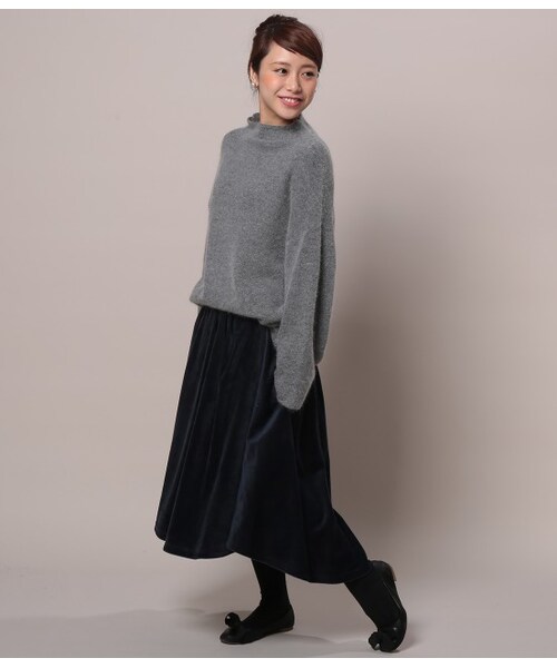 LE JUN（ルジュン）の「アンゴラ混ボトルネックニットプルオーバー（トップス・グレー/ネイビー/レッド・F）」の11枚目の写真