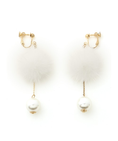 GRL（グレイル）の「ミンクファーxパールイヤリング（イヤリング・レディース・ホワイト/ブラック/ブルー/ピンク/ボルドー/ベージュ・F）」の2枚目の写真