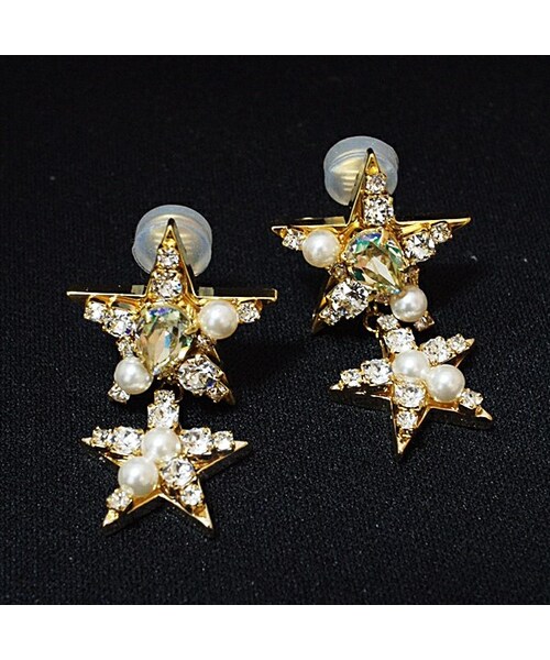 KiRi(キリ)の「Twinkle star(ピアス(両耳用)・レディース・ブラック/ホワイト・Free)」の2枚目の写真