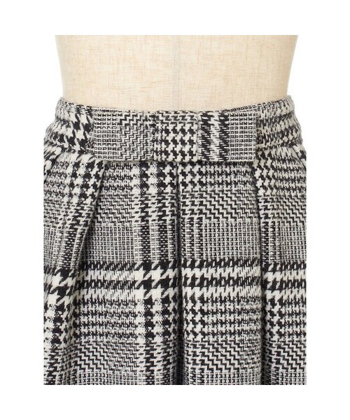 an another angelus（アンアナザーアンジェラス）の「チェック柄ボリュームタックスカート/an another angelus（スカート・レディース・その他）」の3枚目の写真