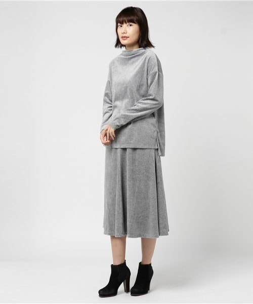 archives（アルシーヴ）の「針抜きベロアセットアップ（ワンピース・レディース・グレー/ネイビー/ピンク・MEDIUM）」の2枚目の写真