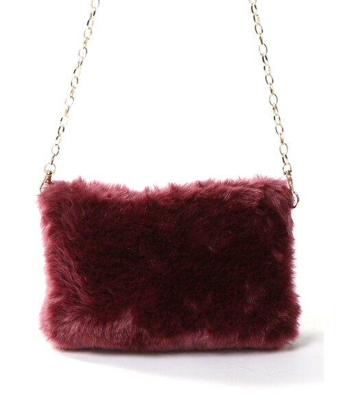 GRL（グレイル）の「ファーチェーンバッグ（ショルダーバッグ・レディース・ブラック/ブラウン/ベージュ/ボルドー/グレージュ/ピンク/ネイビー/グレー/オフホワイト/マスタード/グリーン・F）」の8枚目の写真