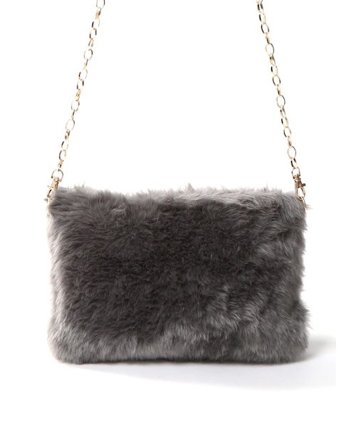 GRL（グレイル）の「ファーチェーンバッグ（ショルダーバッグ・レディース・ブラック/ブラウン/ベージュ/ボルドー/グレージュ/ピンク/ネイビー/グレー/オフホワイト/マスタード/グリーン・F）」の9枚目の写真