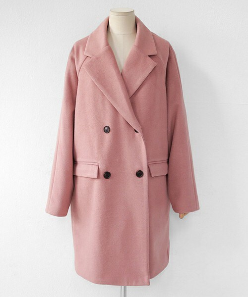 DHOLIC（ディーホリック）の「ラグランスリーブダブルボタンコート（チェスターコート・レディース・ディープスカイブルー/ベージュ/ブラック/サーモンピンク・FREE）」の4枚目の写真