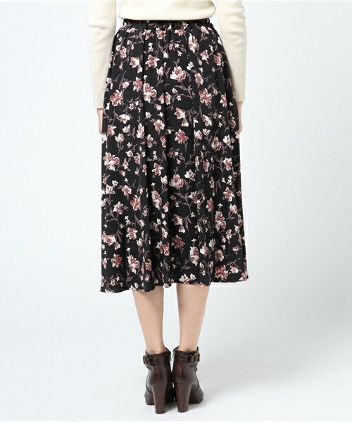 archives（アルシーヴ）の「花柄ミディ丈スカート（スカート・レディース・アイボリー/ブラック・MEDIUM）」の5枚目の写真