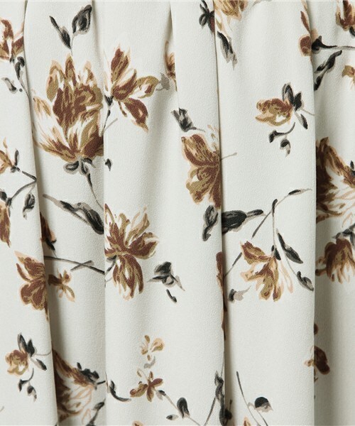 archives（アルシーヴ）の「花柄ミディ丈スカート（スカート・レディース・アイボリー/ブラック・MEDIUM）」の9枚目の写真