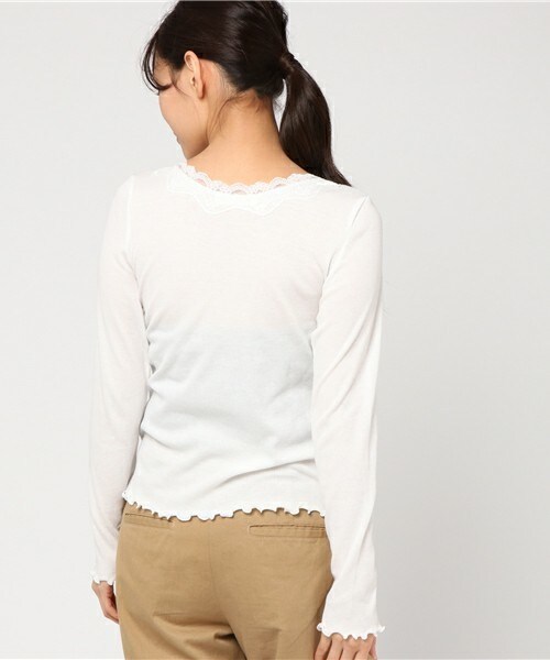 archives（アルシーヴ）の「Vネックレースメロープルオーバー（Tシャツ/カットソー・レディース・オフホワイト/ブラック/グレー・MEDIUM）」の6枚目の写真