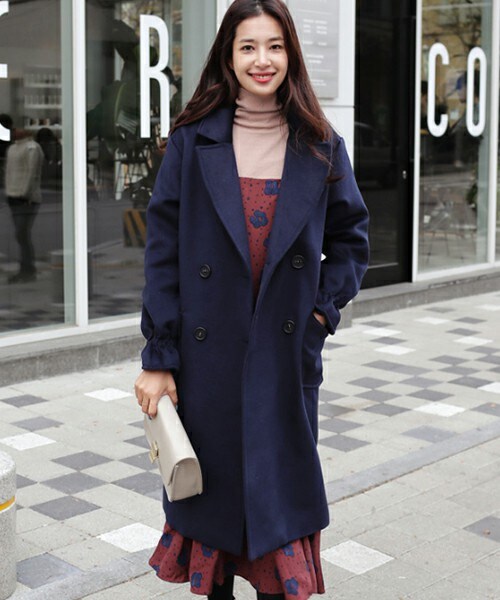 DHOLIC（ディーホリック）の「フレアスリーブダブルブレストコート（その他アウター・レディース・キャメル/ネイビー・FREE）」の2枚目の写真